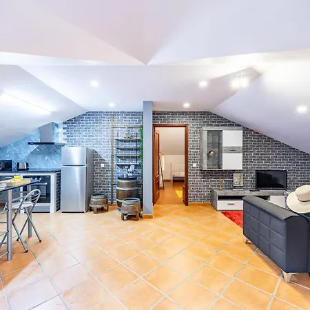Casa Da Achada By Your Key Апартаменты